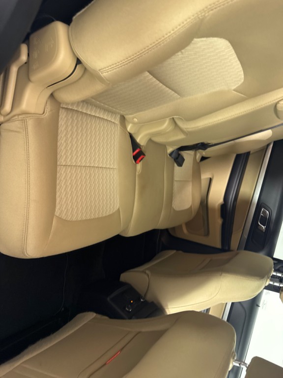 2017 Ford Explorer Image 23