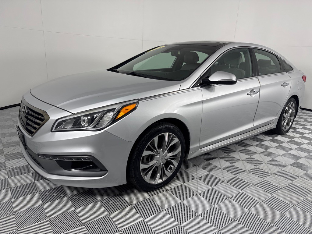2015 Hyundai Sonata Image 8