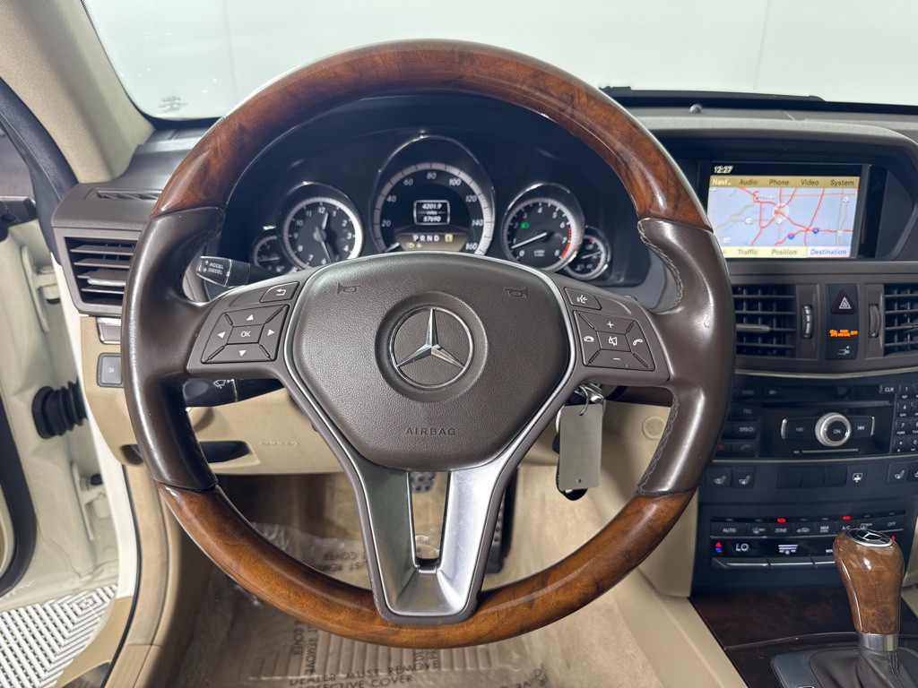 2012 Mercedes-Benz E-Class Image 18