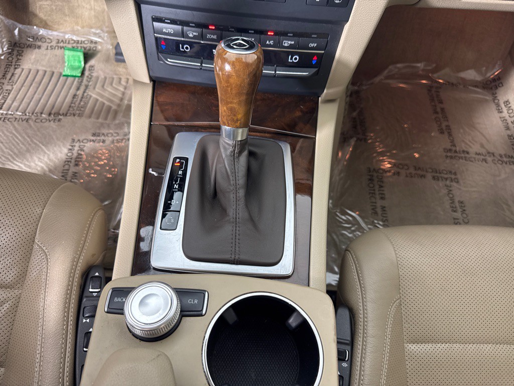 2012 Mercedes-Benz E-Class Image 22