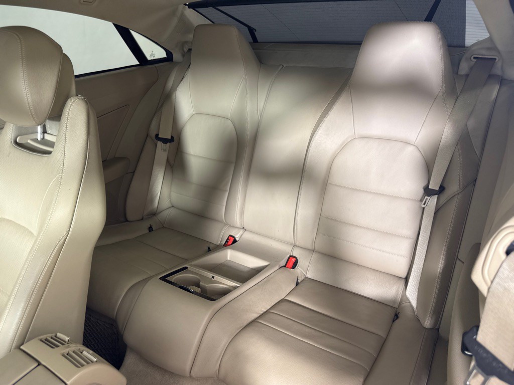 2012 Mercedes-Benz E-Class Image 23