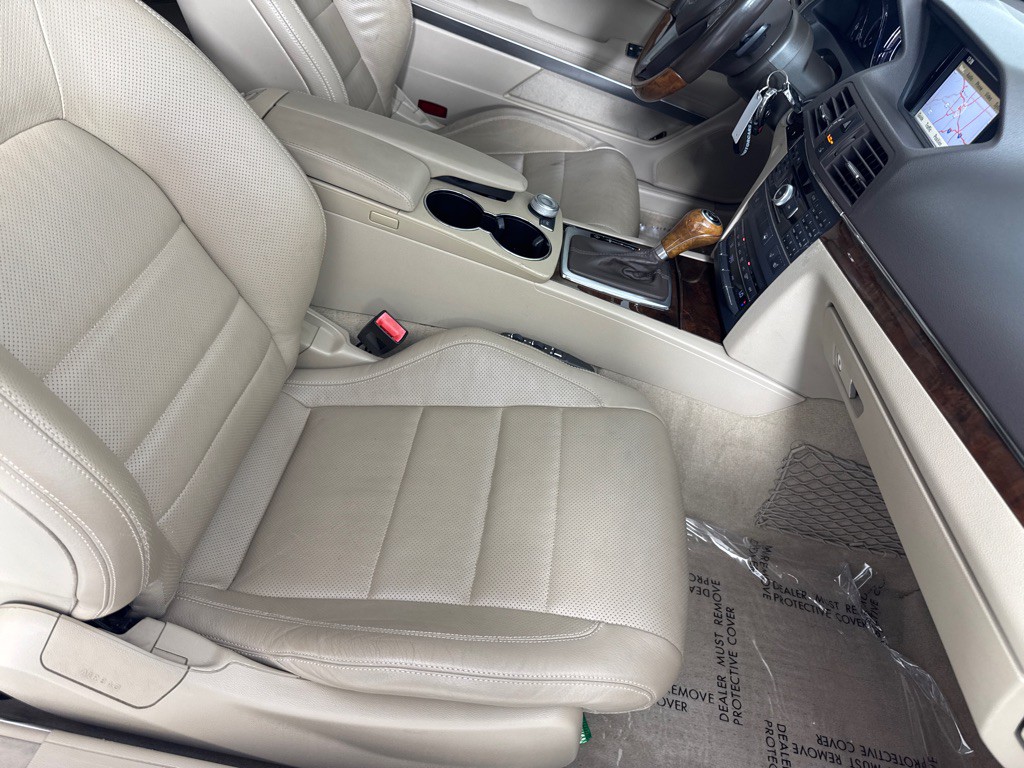 2012 Mercedes-Benz E-Class Image 25