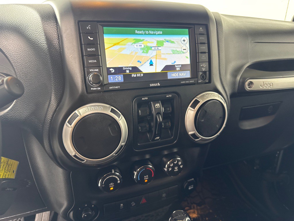 2014 Jeep Wrangler Unlimited Image 15