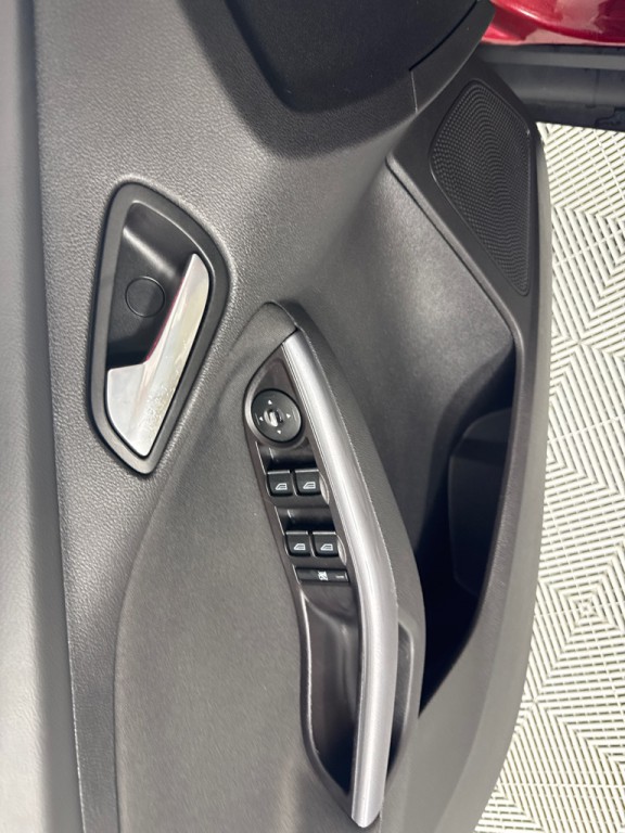2013 Ford Focus Image 9
