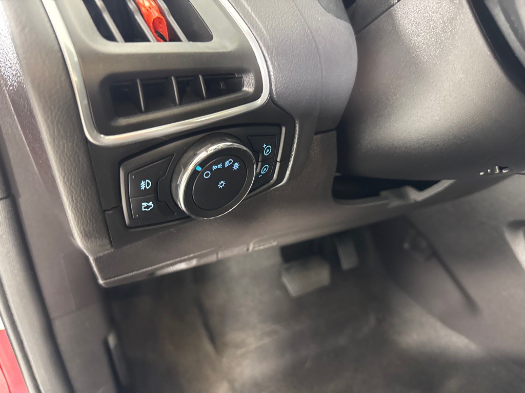 2013 Ford Focus Image 13