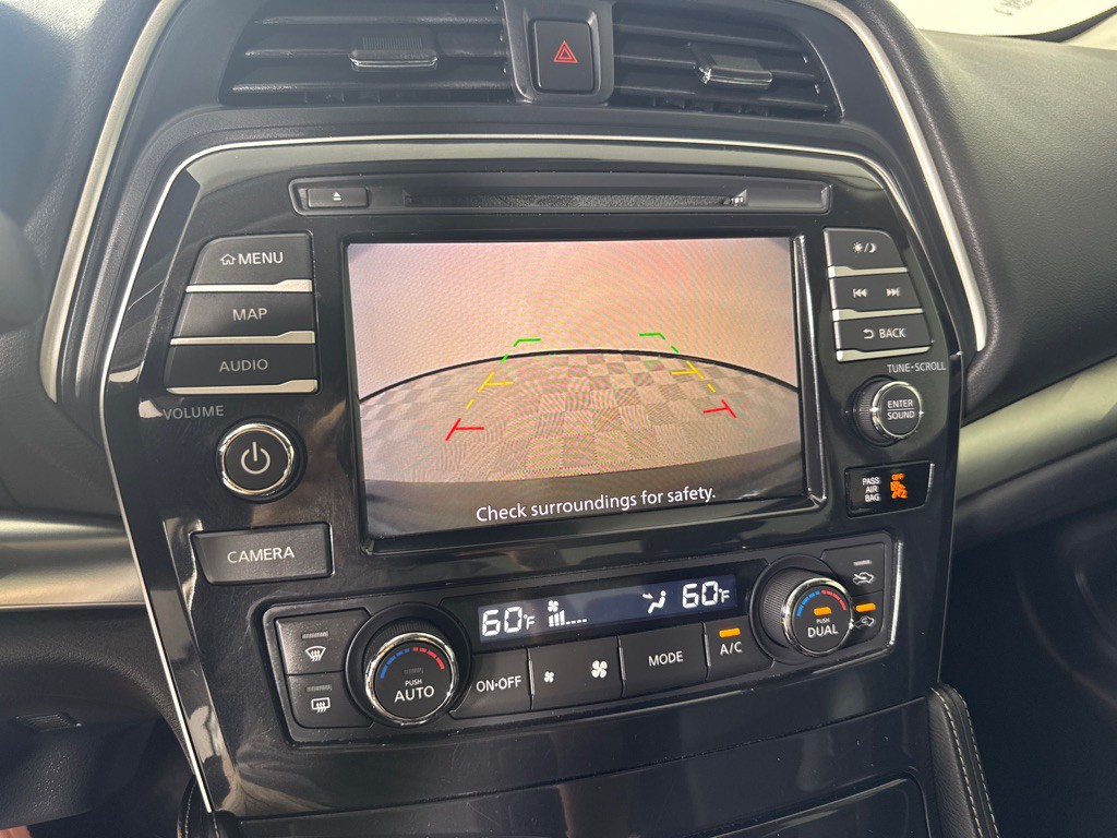 2020 Nissan Maxima Image 17