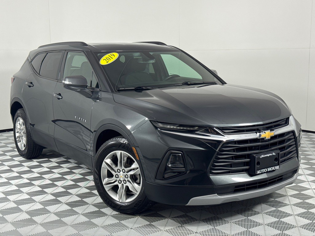 2019 Chevrolet Blazer Image 2