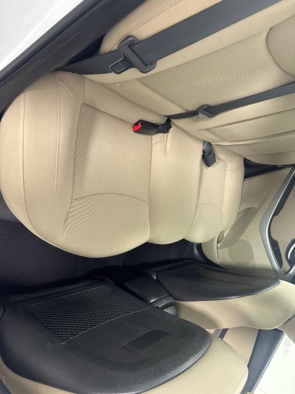 2015 Hyundai Elantra Image 22