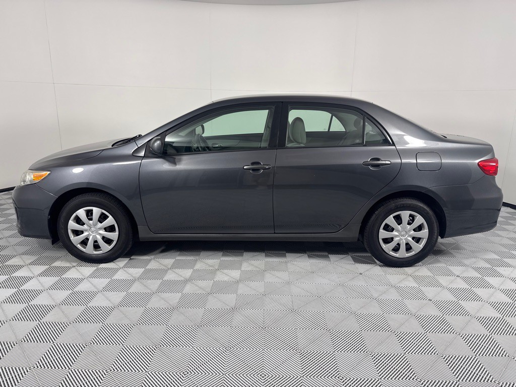 2011 Toyota Corolla Image 8