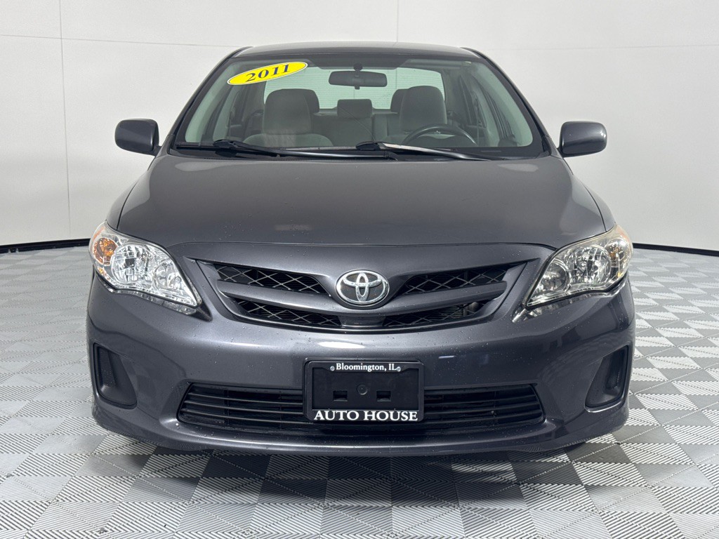 2011 Toyota Corolla Image 10