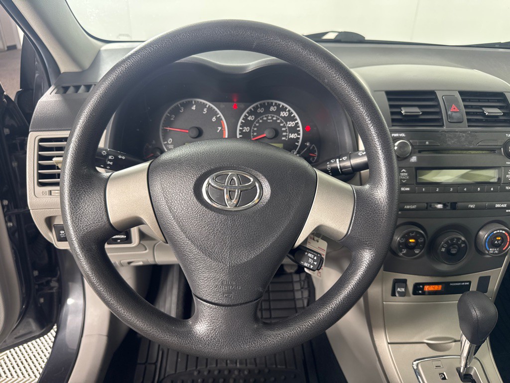 2011 Toyota Corolla Image 15