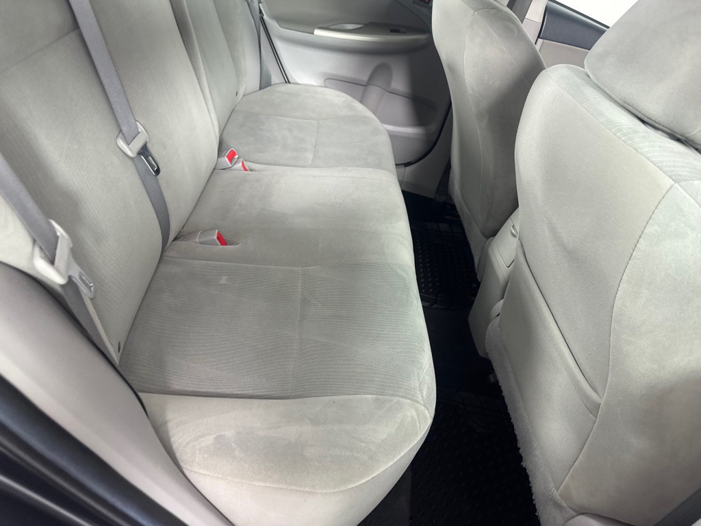 2011 Toyota Corolla Image 20
