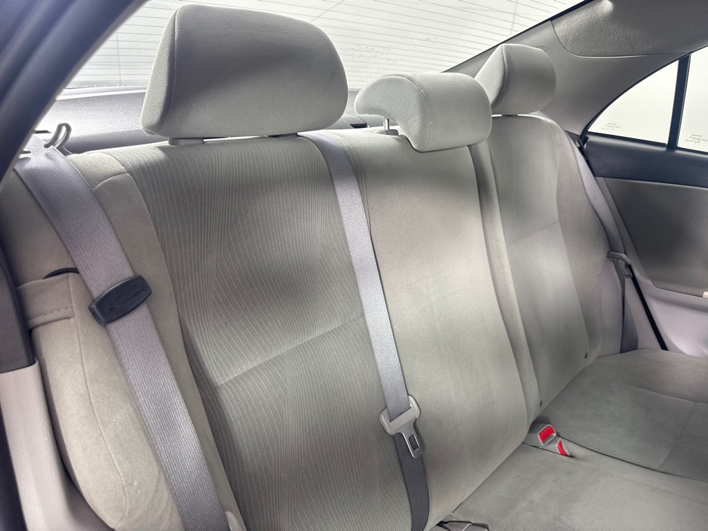 2011 Toyota Corolla Image 21
