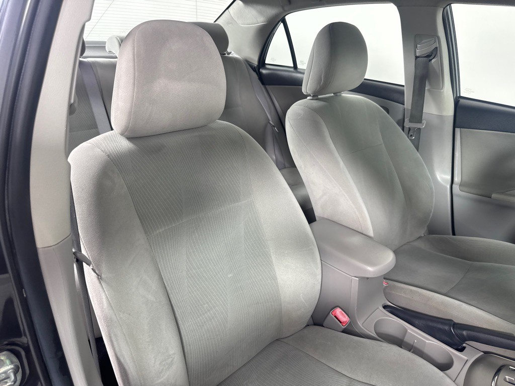 2011 Toyota Corolla Image 23