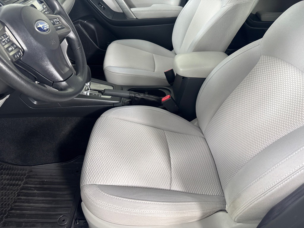 2015 Subaru Forester Image 13