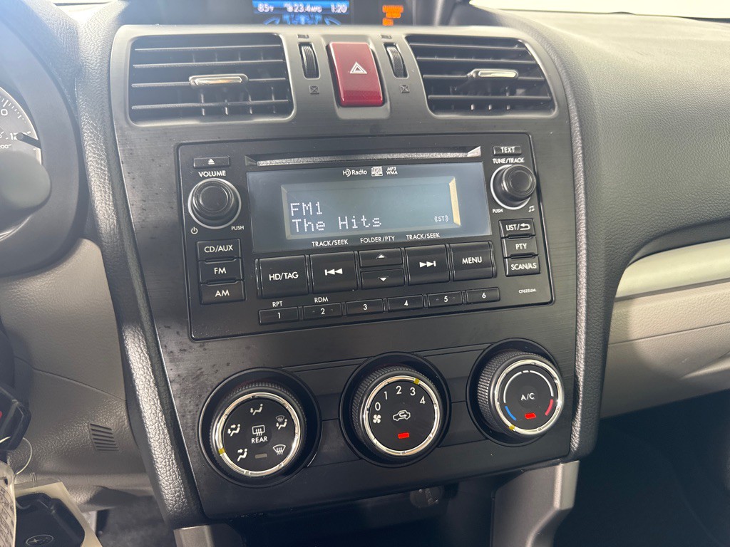 2015 Subaru Forester Image 20