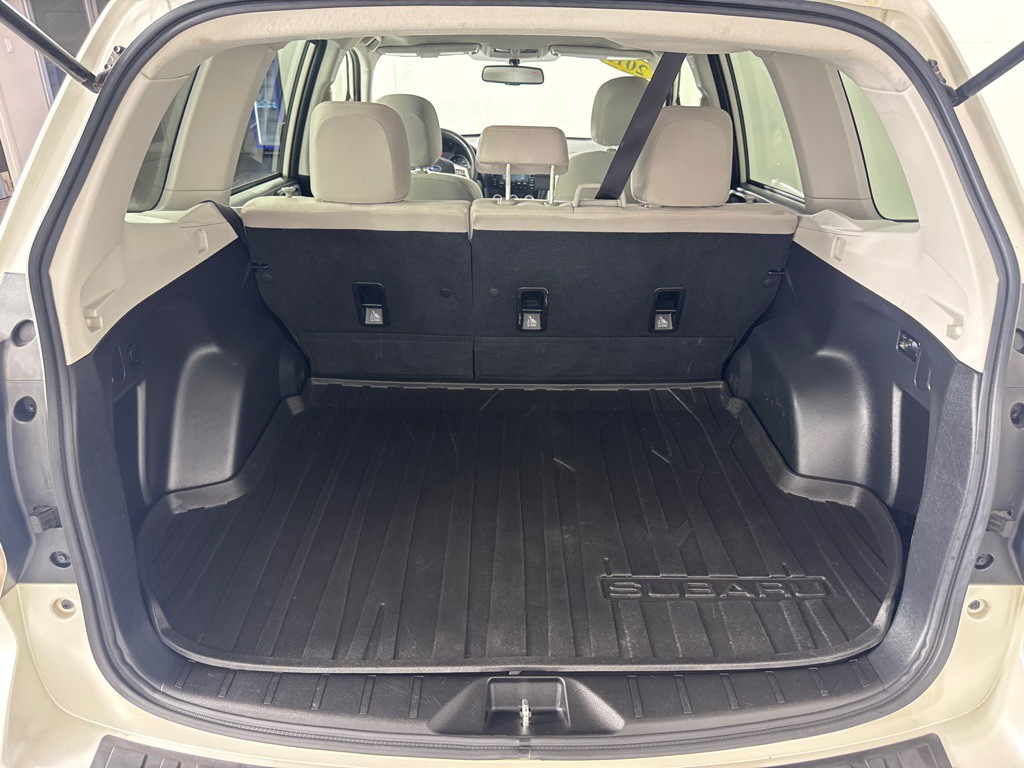 2015 Subaru Forester Image 24