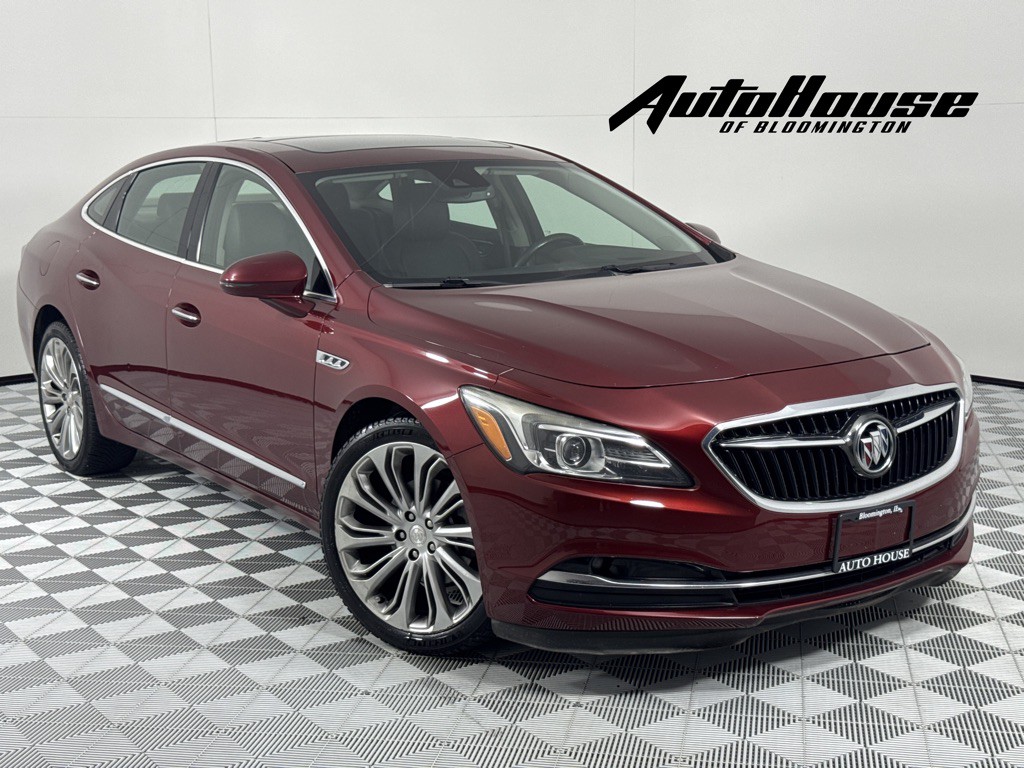 2017 Buick Lacrosse Image 1