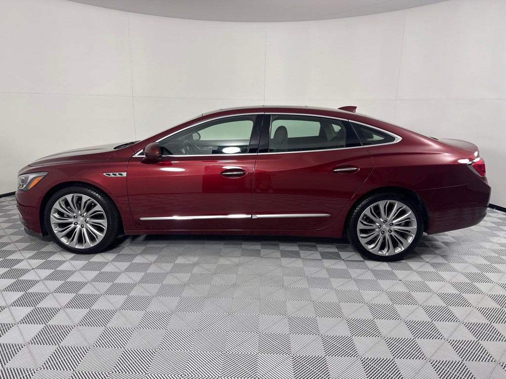 2017 Buick Lacrosse Image 8