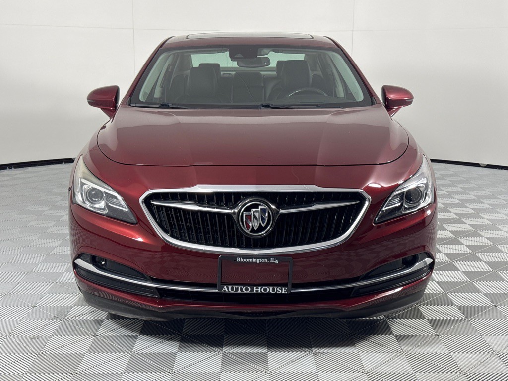 2017 Buick Lacrosse Image 11