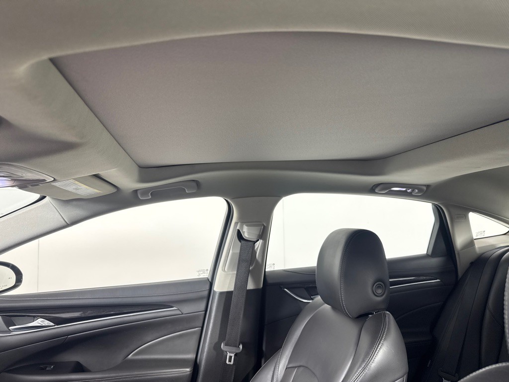 2017 Buick Lacrosse Image 15