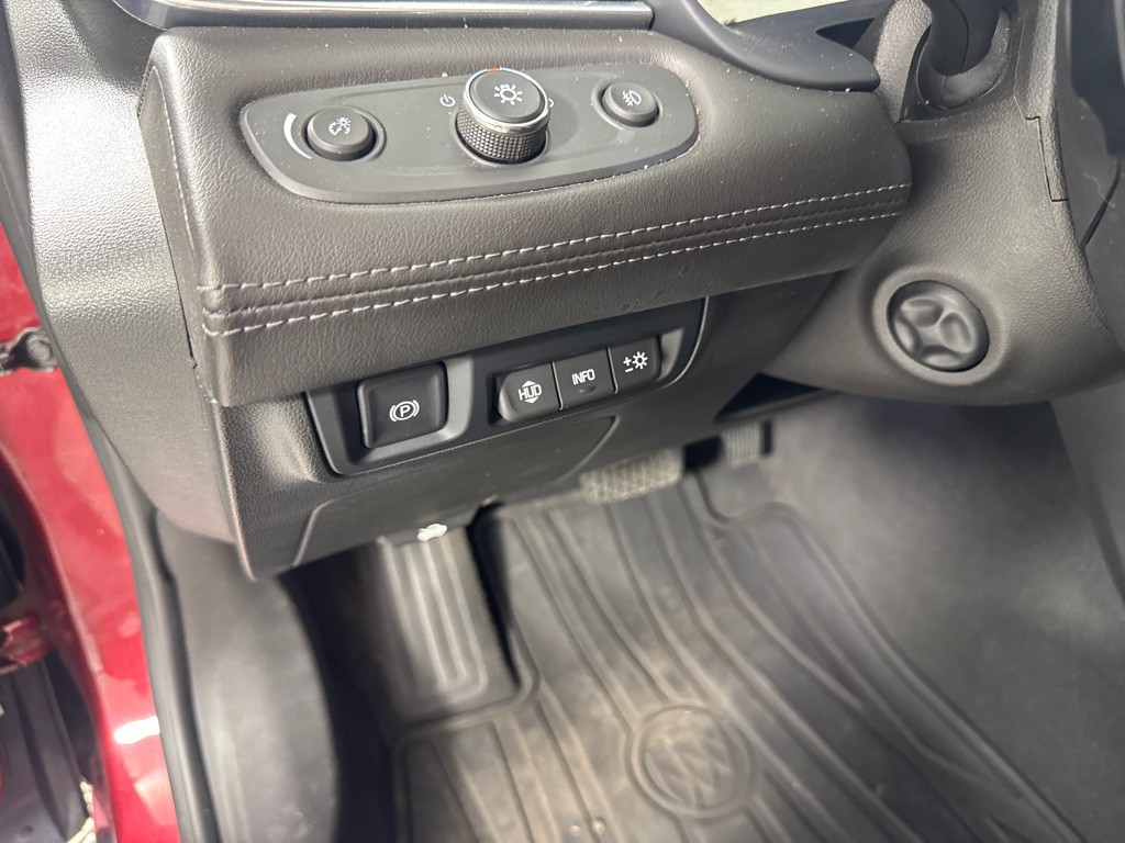 2017 Buick Lacrosse Image 16