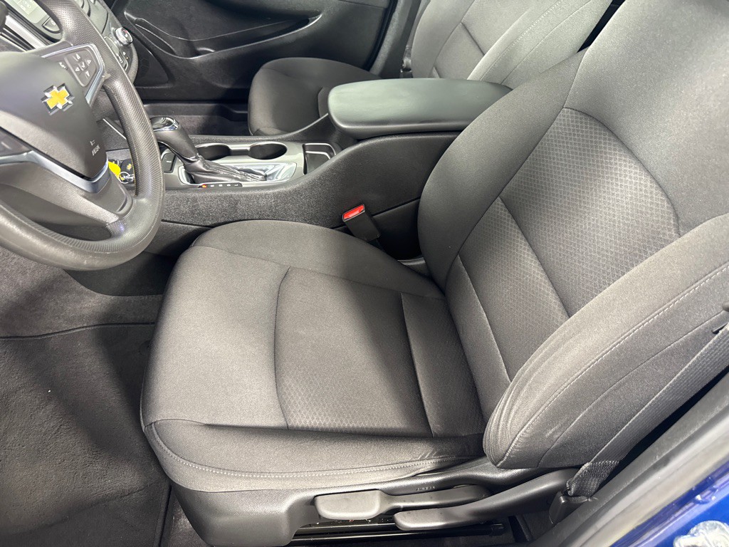 2019 Chevrolet Malibu Image 13