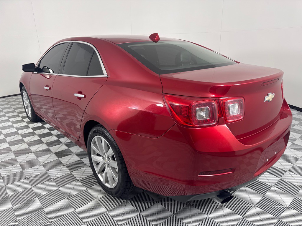2013 Chevrolet Malibu Image 6