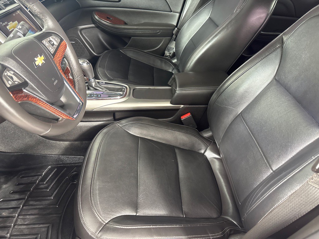 2013 Chevrolet Malibu Image 12