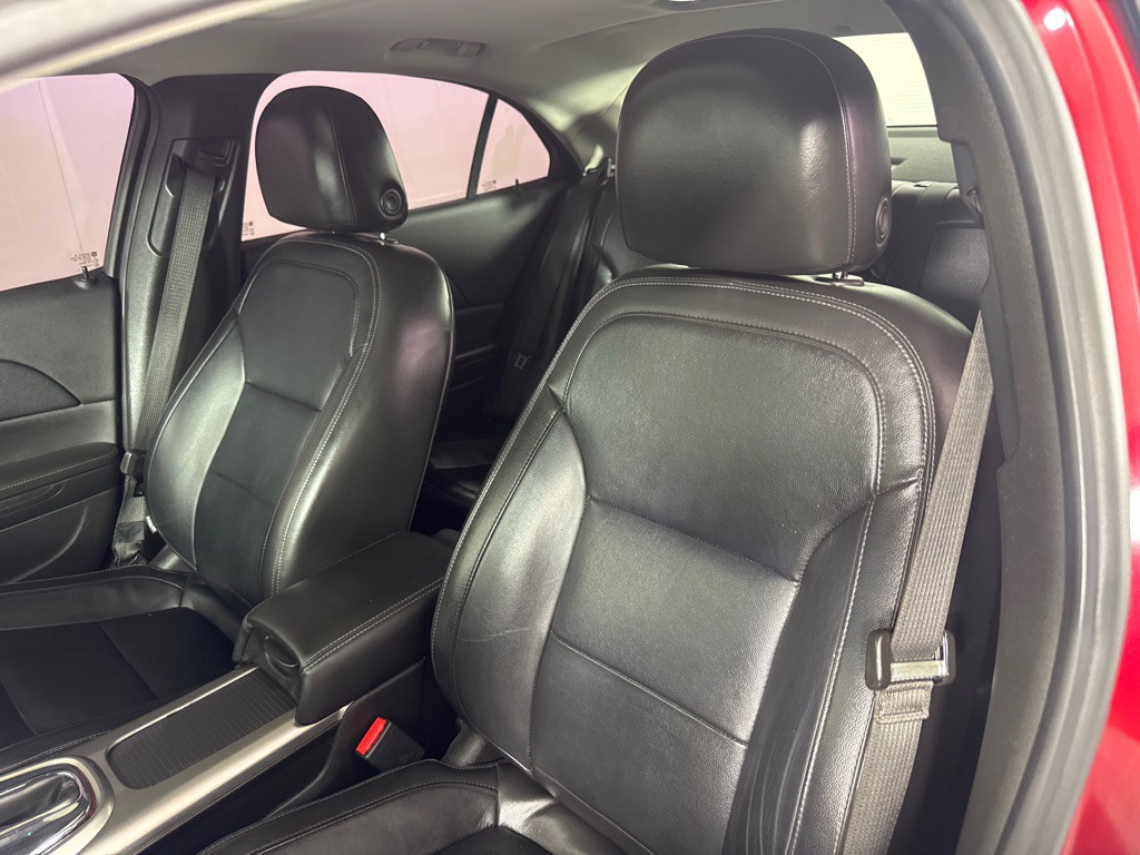 2013 Chevrolet Malibu Image 13