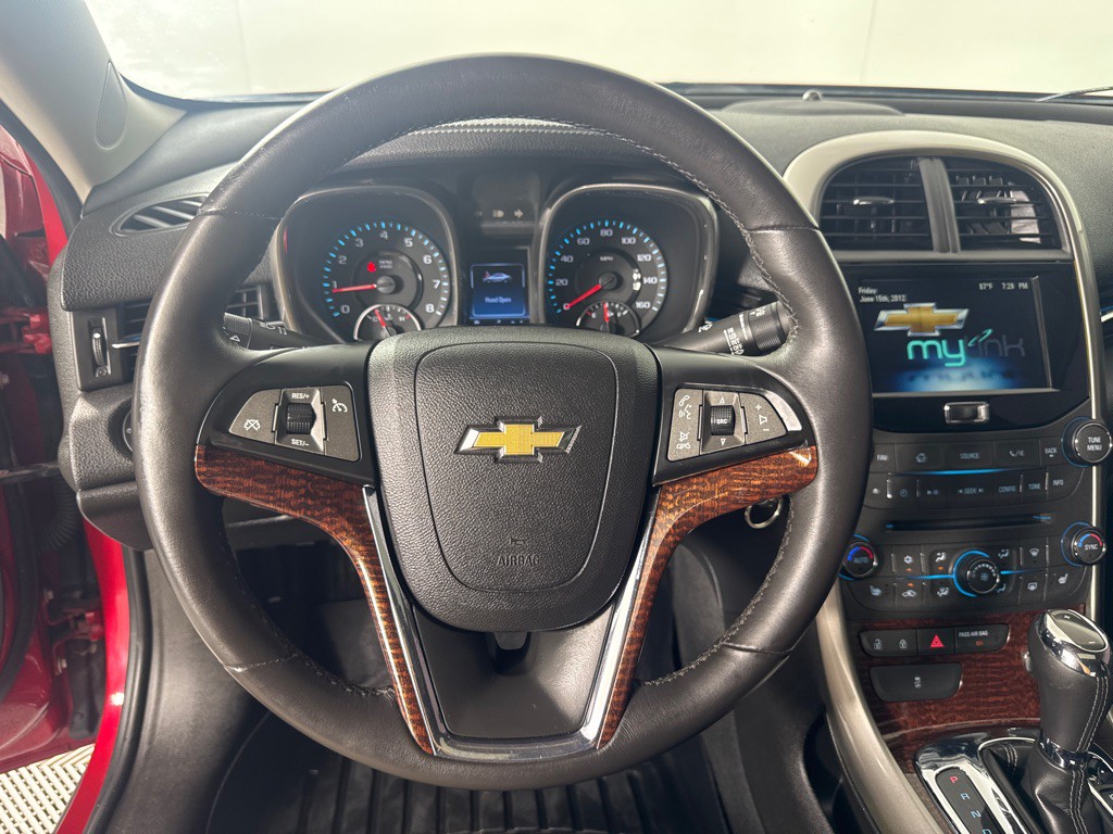 2013 Chevrolet Malibu Image 16