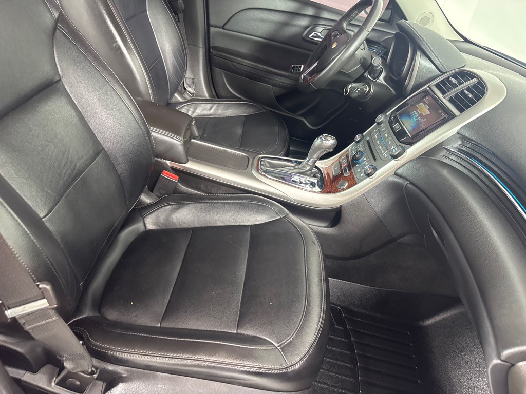 2013 Chevrolet Malibu Image 24
