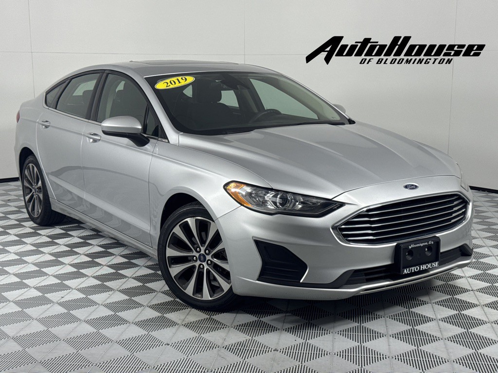 2019 Ford Fusion Image 1
