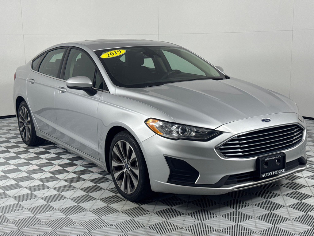 2019 Ford Fusion Image 3