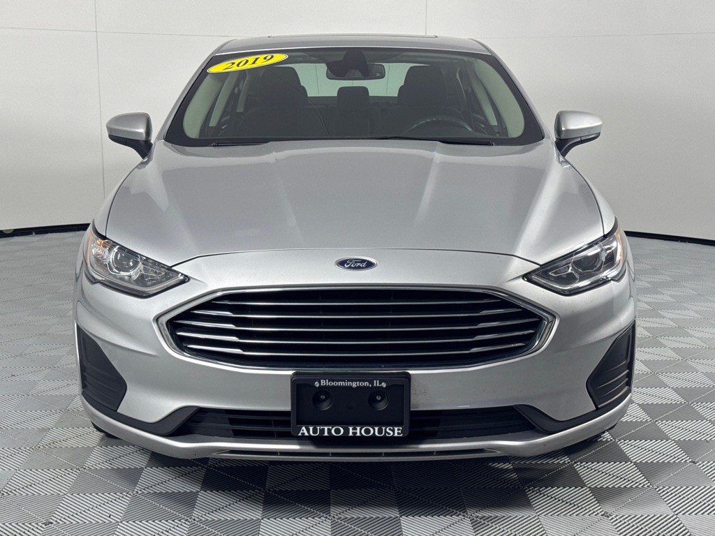2019 Ford Fusion Image 12