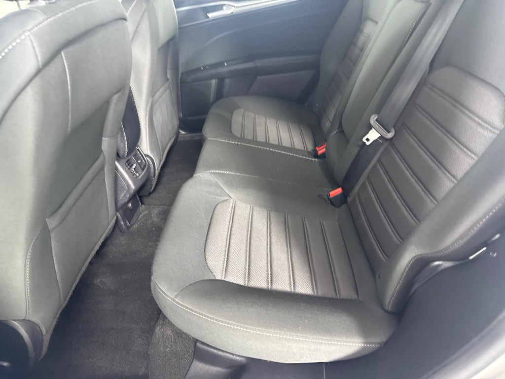 2019 Ford Fusion Image 22