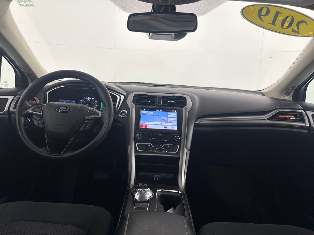 2019 Ford Fusion Image 28