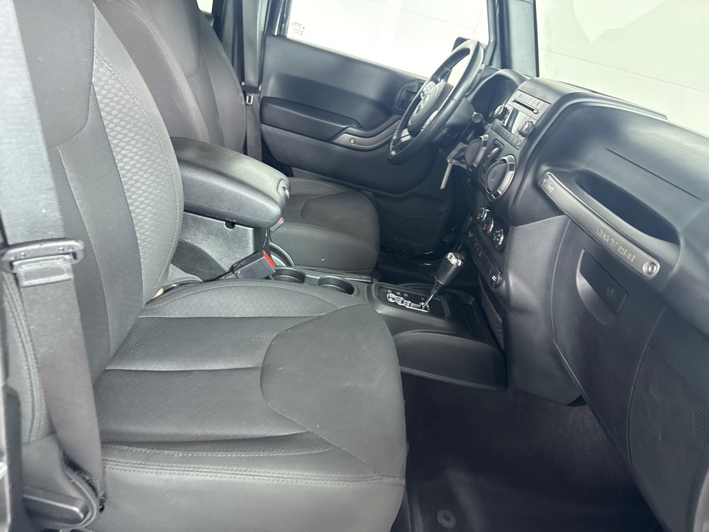 2017 Jeep Wrangler Unlimited Image 21