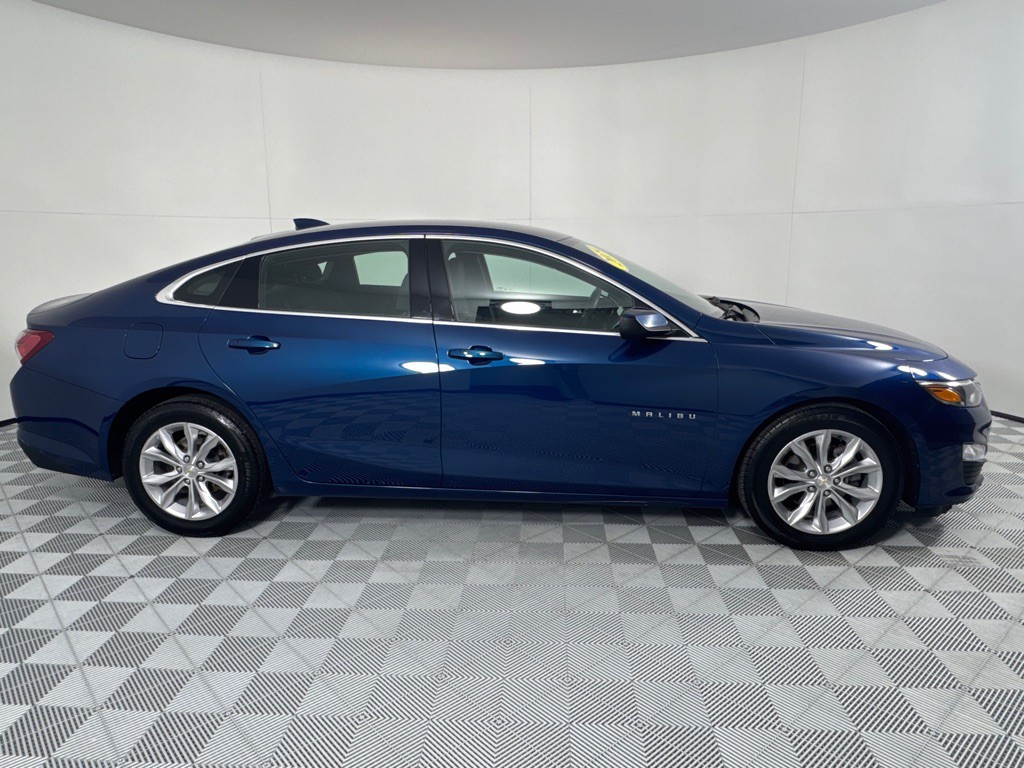 2019 Chevrolet Malibu Image 4
