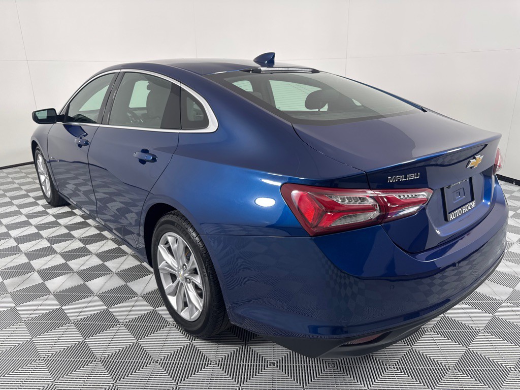 2019 Chevrolet Malibu Image 8