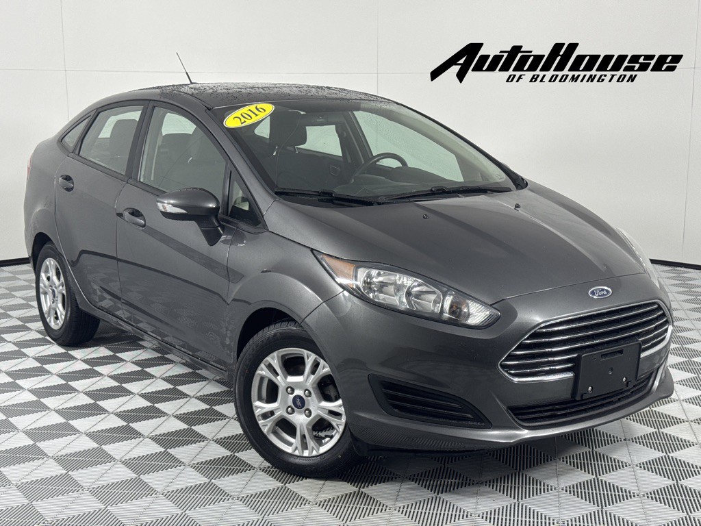 2016 Ford Fiesta Image 1