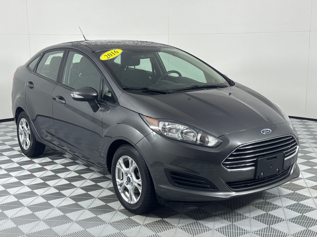 2016 Ford Fiesta Image 3