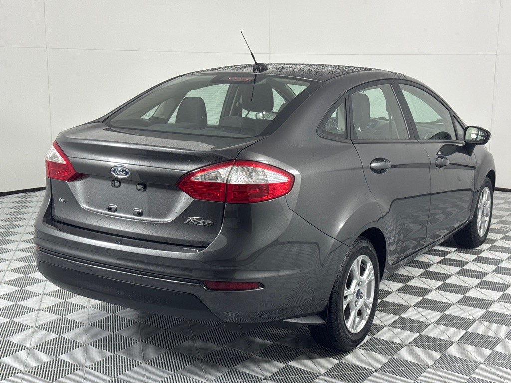 2016 Ford Fiesta Image 5