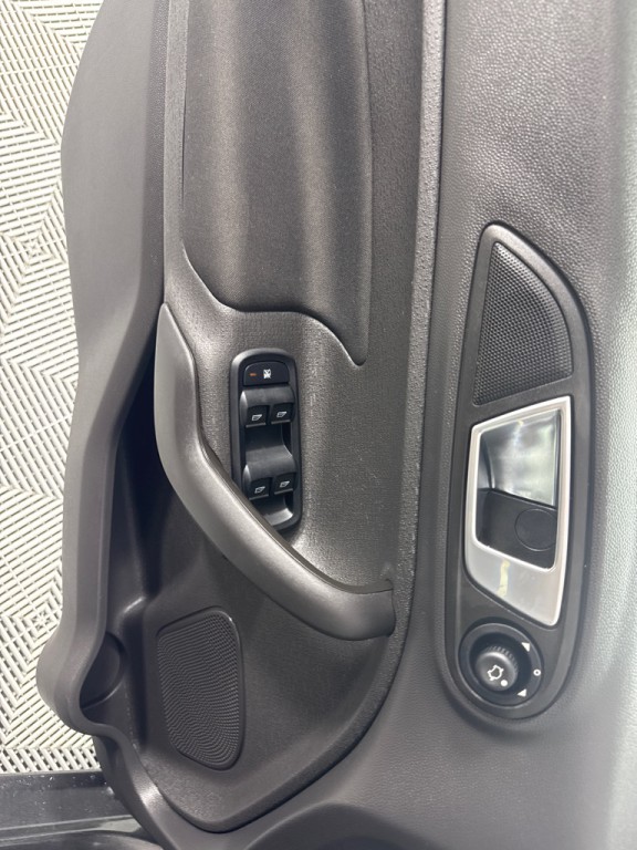 2016 Ford Fiesta Image 13