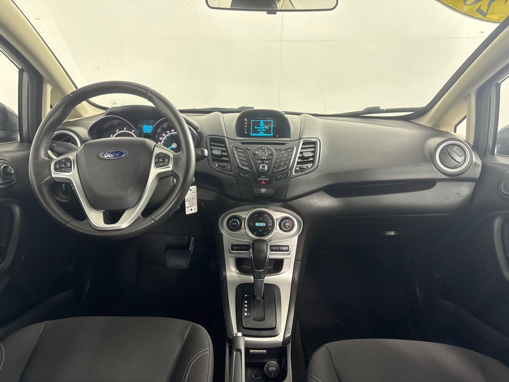 2016 Ford Fiesta Image 27