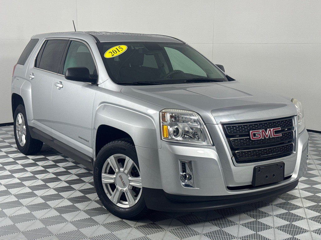 2015 GMC Terrain Image 2