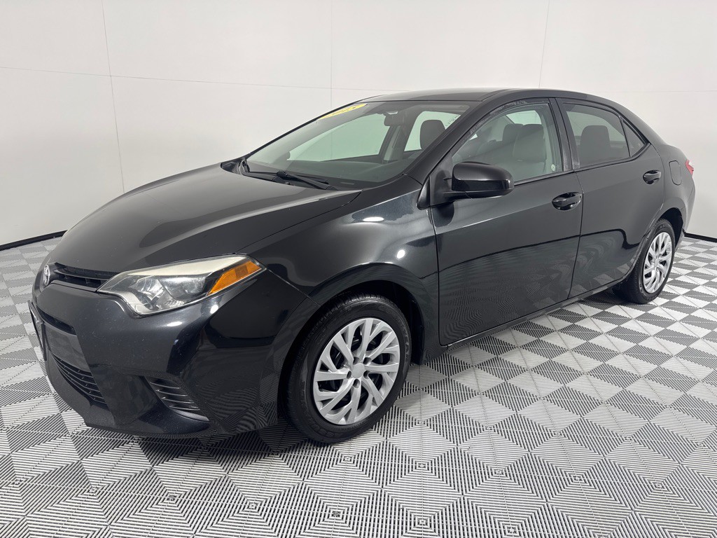 2015 Toyota Corolla Image 10