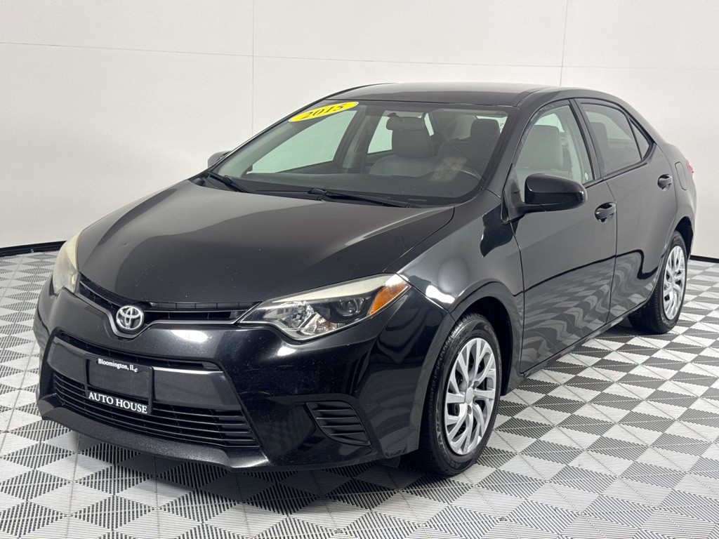 2015 Toyota Corolla Image 11