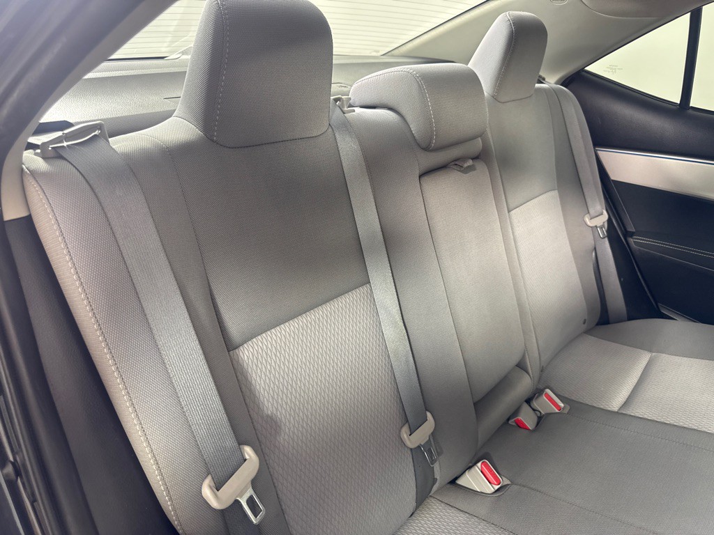 2015 Toyota Corolla Image 23