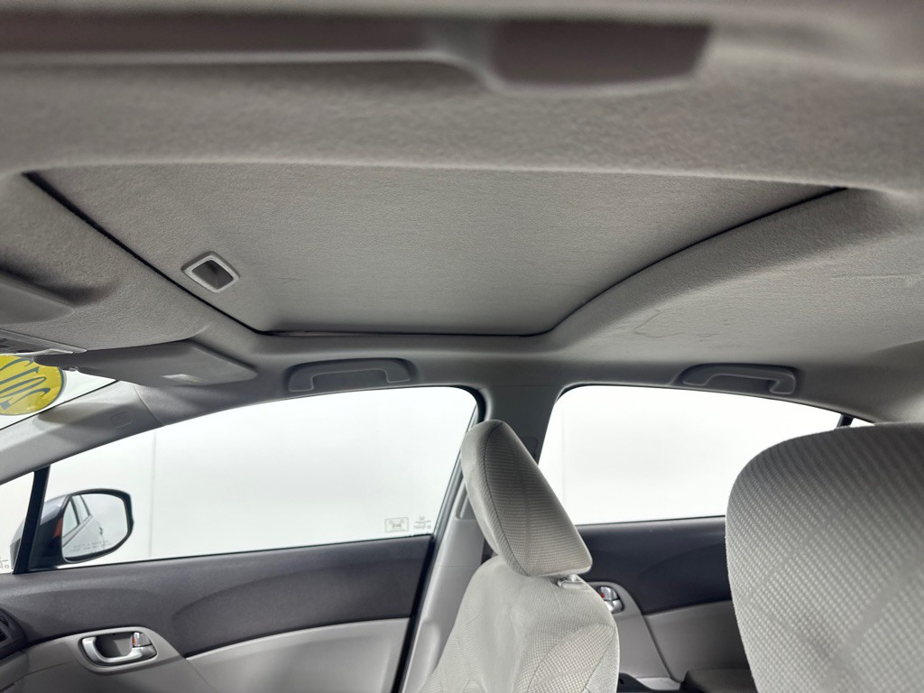 2012 Honda Civic Image 15